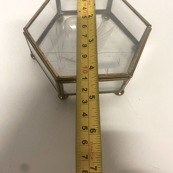 Vintage Octagonal Glass & Brass Display Jewelry Box/ Trinket Box - Picture 7 of 7